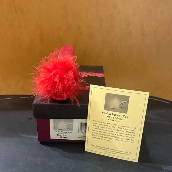 Just The Right Shoe Red Heels - Picture 4 of 5